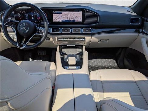 Certified 2024 Mercedes-Benz GLS 450 4MATIC image 19