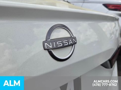 Used 2025 Nissan Altima 2.5 SV image 11