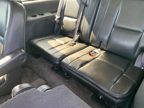 Used 2009 GMC Yukon XL Denali AWD/4WD image 11