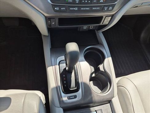 Used 2019 Honda Pilot EX-L image 12