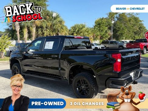 Used 2025 Chevrolet Silverado 1500 Custom Trail Boss w/ Dark Appearance Package AWD/4WD image 5