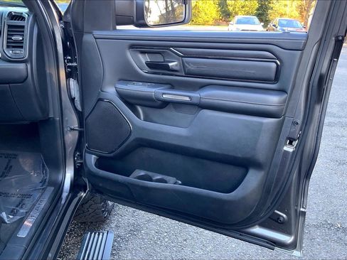 Used 2022 RAM 1500 Limited w/ Body Color Bumper Group image 19