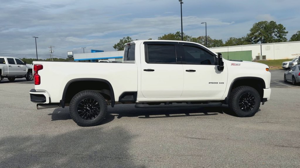 Certified 2022 Chevrolet Silverado 2500 LTZ w/ LTZ Plus Package AWD/4WD image 9