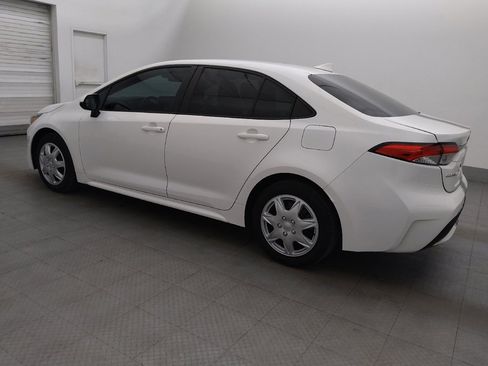 Used 2022 Toyota Corolla LE FWD image 3