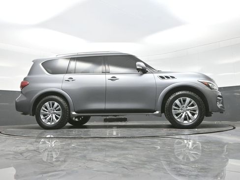 Used 2016 INFINITI QX80 4WD w/ Driver's Assistance Package image 25