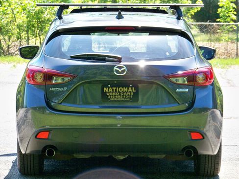 Used 2014 MAZDA MAZDA3 i Touring w/ Technology Package FWD image 12
