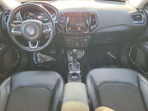 Used 2019 Jeep Compass Altitude image 14
