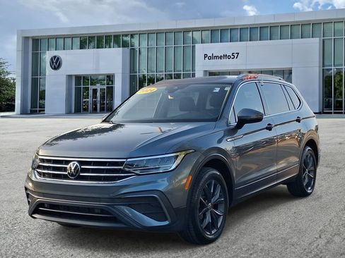 Used 2024 Volkswagen Tiguan SE FWD image 3