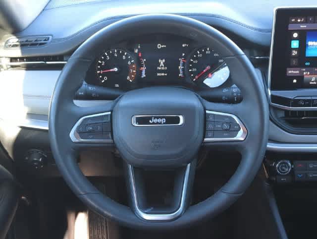 Certified 2025 Jeep Compass Limited AWD/4WD image 22