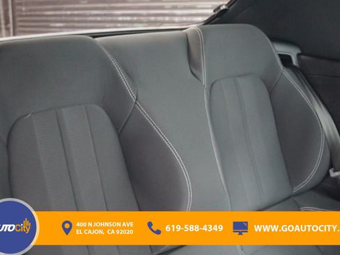 Used 2023 Ford Mustang Convertible RWD image 13