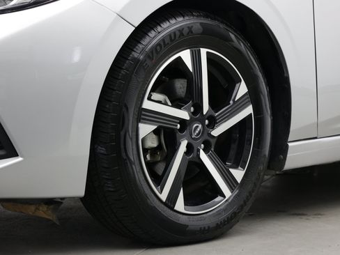 Used 2021 Nissan Sentra SV FWD image 8
