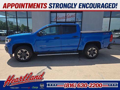 Used 2021 Chevrolet Colorado Z71 AWD/4WD image 6