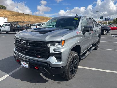 New 2025 Chevrolet Silverado 1500 LT Trail Boss w/ Convenience Package II