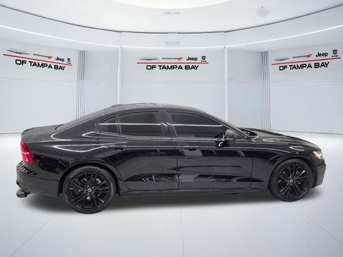 Used 2024 Volvo S60 B5 Plus w/ Climate Package AWD/4WD image 7