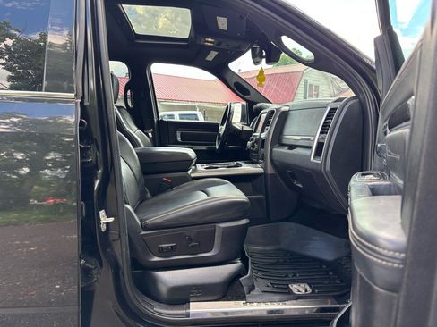 Used 2016 RAM 1500 Limited AWD/4WD image 17