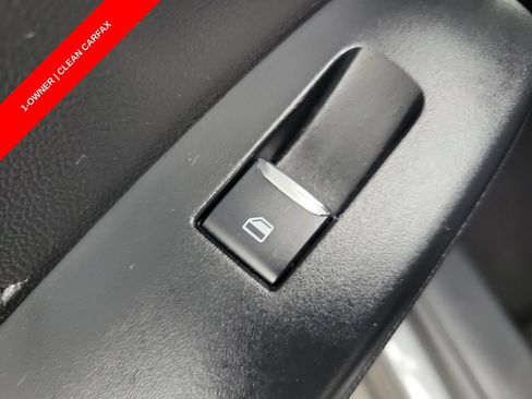Used 2025 Ford Escape SE FWD image 18