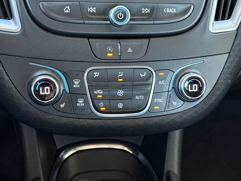 Used 2024 Chevrolet Malibu LT FWD image 30