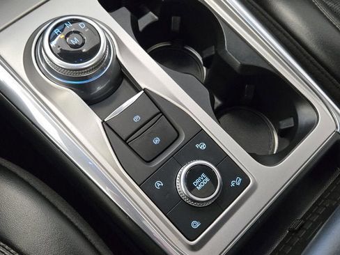 Used 2020 Ford Explorer Platinum w/ Premium Technology Package image 29