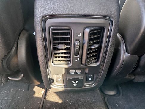 Used 2014 Jeep Grand Cherokee Limited w/ Trailer Tow Group IV image 31