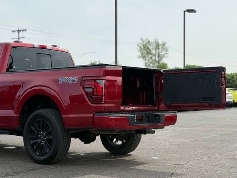 Used 2025 Ford F150 Platinum w/ FX4 Off-Road Package AWD/4WD image 40
