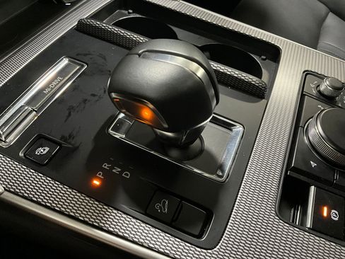 Used 2025 MAZDA CX-70 Plug-In Hybrid w/ Premium Pkg image 14