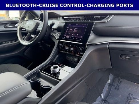 New 2026 Jeep Grand Cherokee L Laredo AWD/4WD image 5