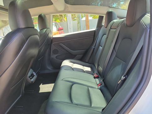 Used 2023 Tesla Model 3 Standard Range RWD image 14