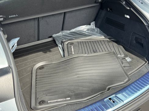 New 2026 Porsche Cayenne E-Hybrid Coupe AWD/4WD image 20