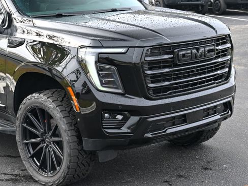 Used 2025 GMC Yukon Elevation w/ Elevation Premium Package image 31