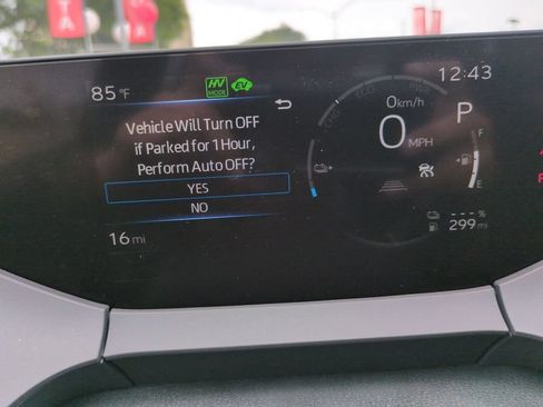New 2026 Toyota Prius Plug-In Hybrid FWD image 21