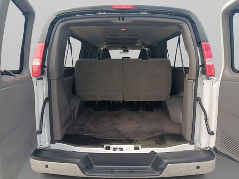Used 2023 Chevrolet Express 3500 LT w/ LT Preferred Equipment Group RWD image 19