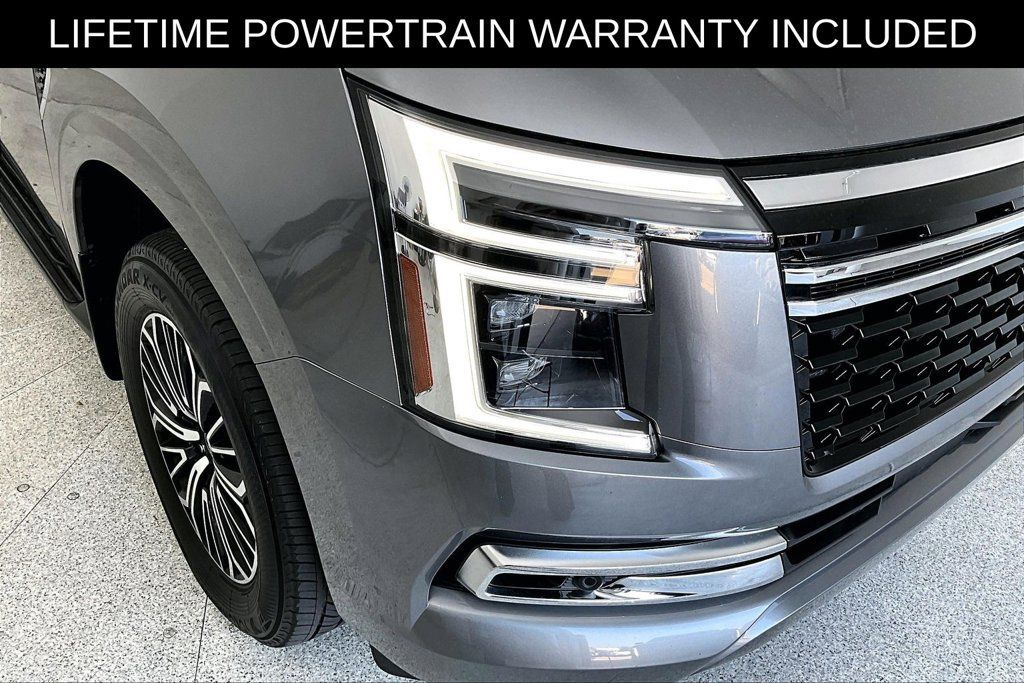 Used 2025 Nissan Armada SL AWD/4WD image 38