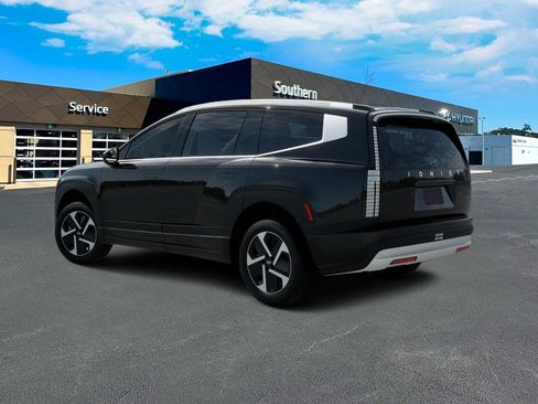 New 2026 Hyundai Ioniq 9 S image 4