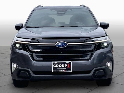 Used 2025 Subaru Forester Touring AWD/4WD image 4