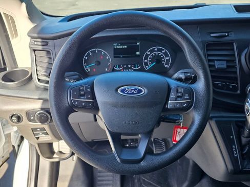 Used 2025 Ford Transit 250 148 High Roof RWD image 20