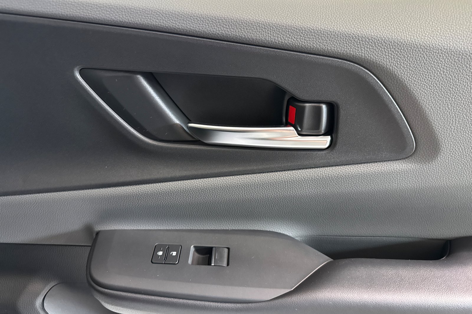 New 2027 Toyota Prius XLE FWD image 20