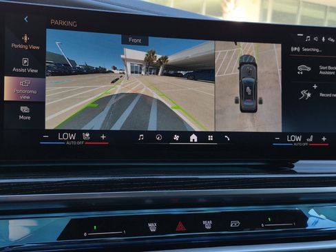 Certified 2024 BMW 760i xDrive image 20