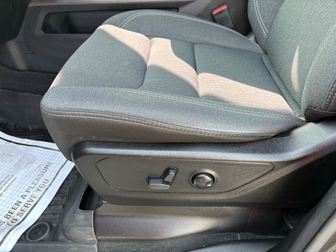 Used 2022 RAM 1500 Big Horn w/ Night Edition AWD/4WD image 23