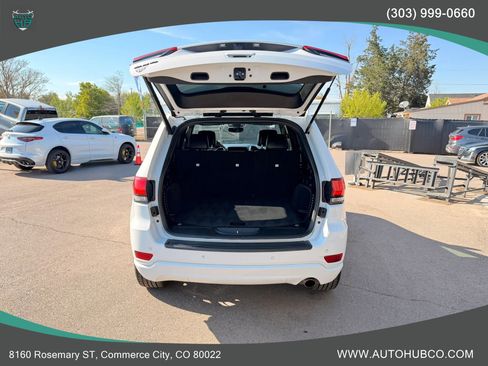 Used 2020 Jeep Grand Cherokee Altitude AWD/4WD image 6