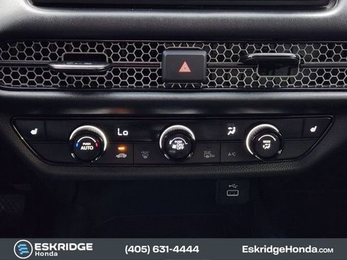 Used 2025 Honda HR-V Sport image 20