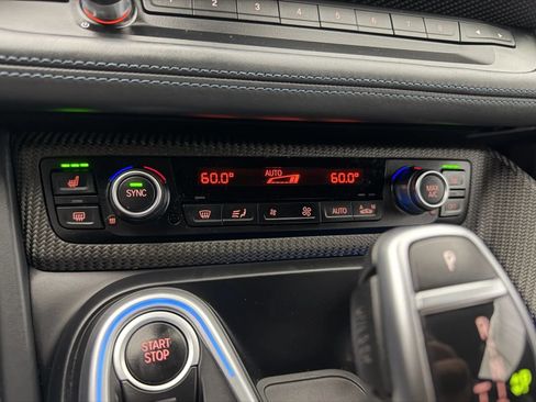 Used 2019 BMW i8 Roadster AWD/4WD image 31