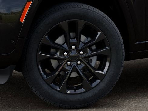 New 2026 Jeep Grand Cherokee L Limited image 8