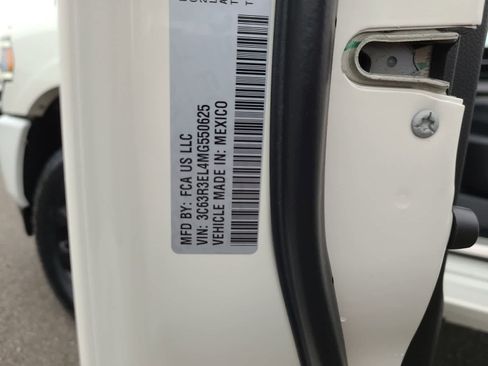 Certified 2021 RAM 3500 Laramie w/ Night Edition image 28