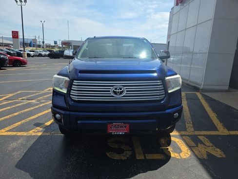 Used 2015 Toyota Tundra 4x4 CrewMax image 10