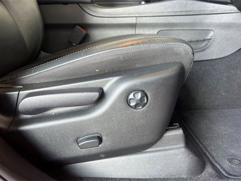 Used 2021 Dodge Durango GT image 23