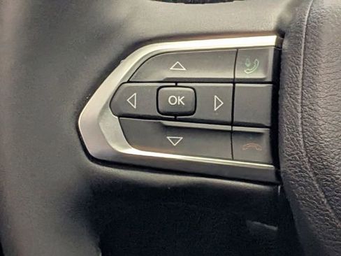 New 2026 Jeep Compass Limited image 18