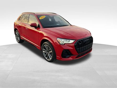Used 2022 Audi Q3 2.0T Premium Plus w/ Premium Plus Package image 9