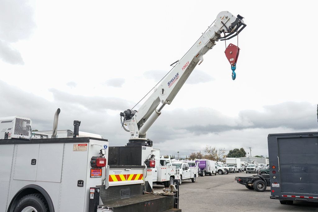 Used 2019 Ford F750 2WD Regular Cab Super Duty image 10