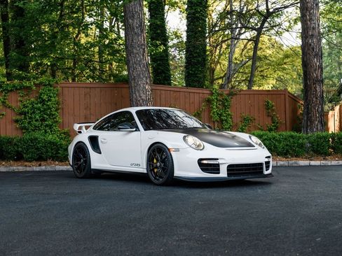 Used 2011 Porsche 911 GT2 RS image 4