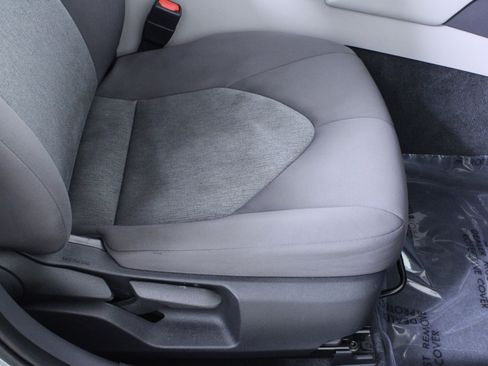 Used 2022 Toyota Camry LE image 14